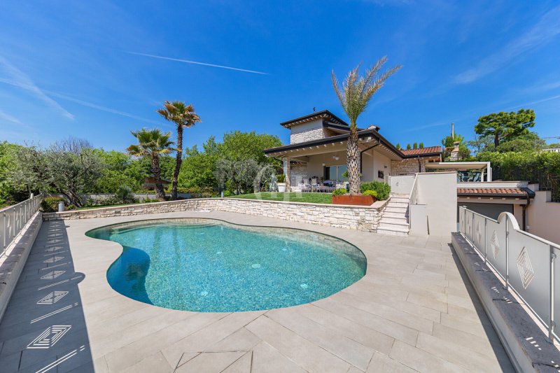 Villa in Lonato del Garda
