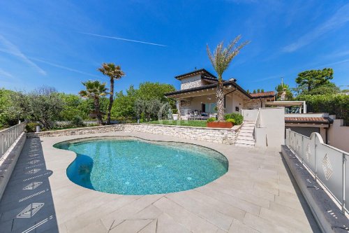 Villa en Lonato del Garda