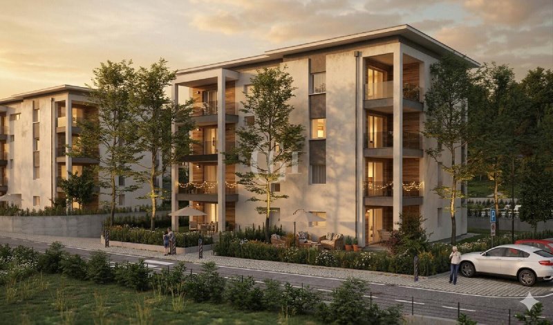 Apartamento em Lonato