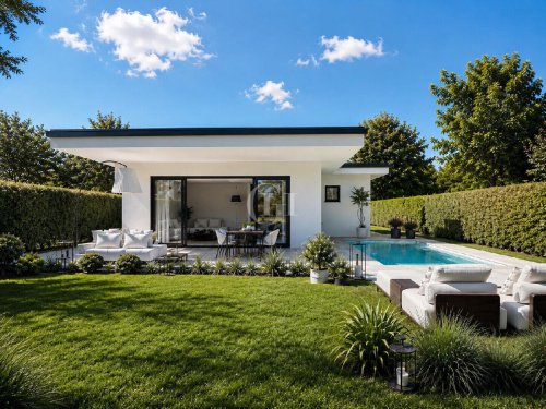 Villa in Manerba del Garda
