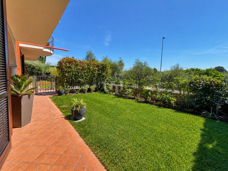 Apartment in Padenghe sul Garda