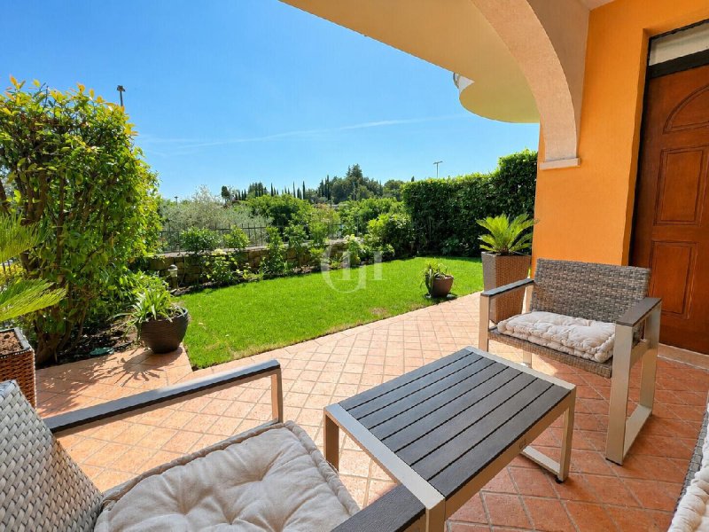 Apartment in Padenghe sul Garda