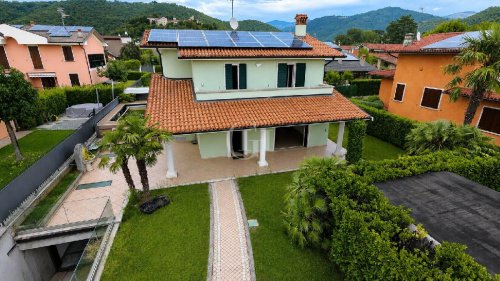 Villa à Rodengo-Saiano