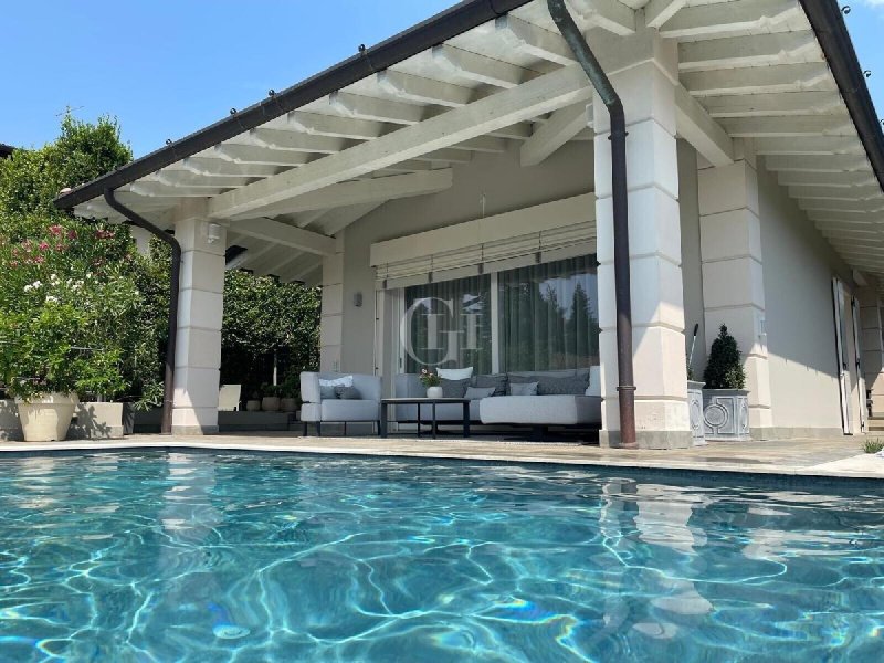 Villa à Soiano del Lago
