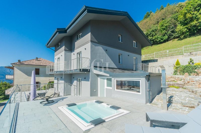 Villa a Casargo