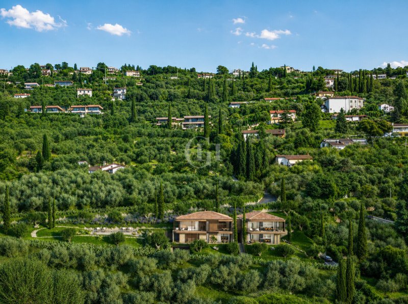 Villa in Torri del Benaco
