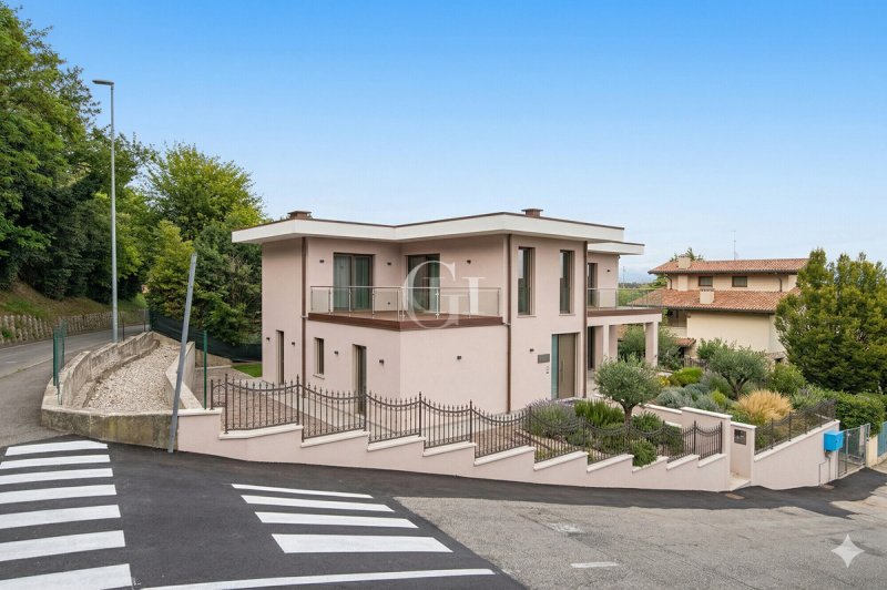 Appartement in Desenzano del Garda