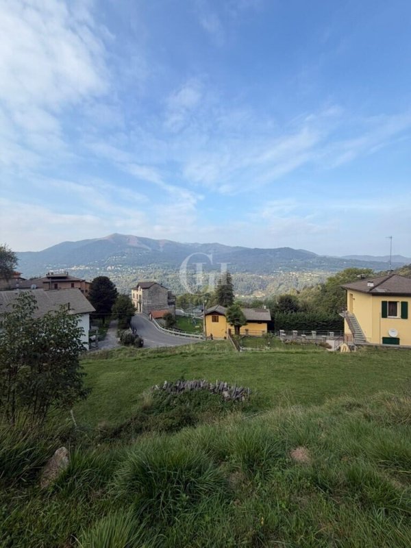 Terreno edificabile a Blessagno