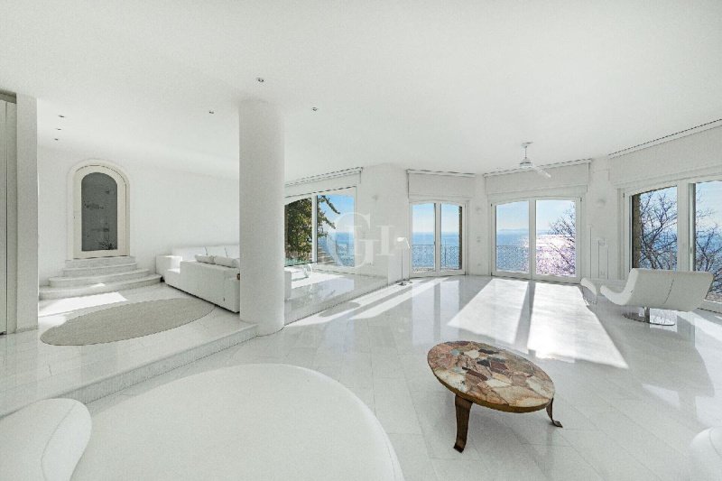 Villa in Manerba del Garda
