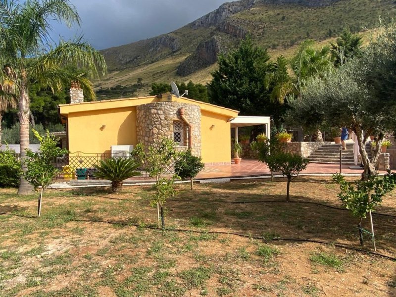 Villa i Castellammare del Golfo