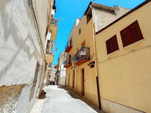 Moradia em Alcamo