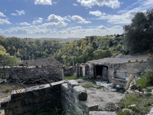 Building plot in Modica