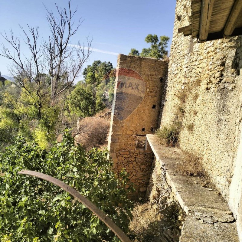 House in Caltagirone