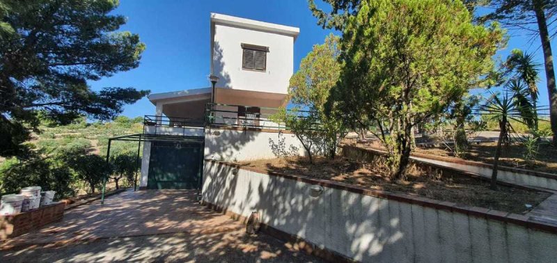 Villa in Ciminna