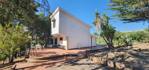 Villa in Ciminna