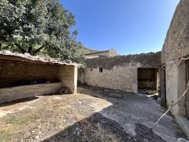 Дом в Модика