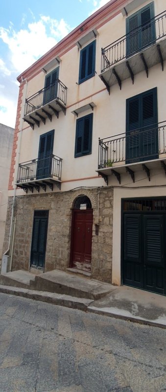 Apartamento em Ciminna