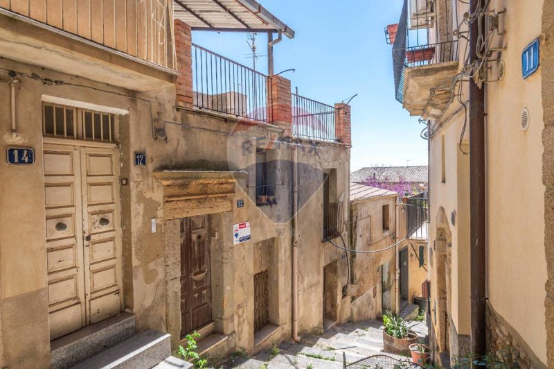 卡尔塔吉罗内别墅