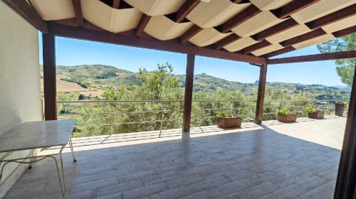 Villa en Ciminna