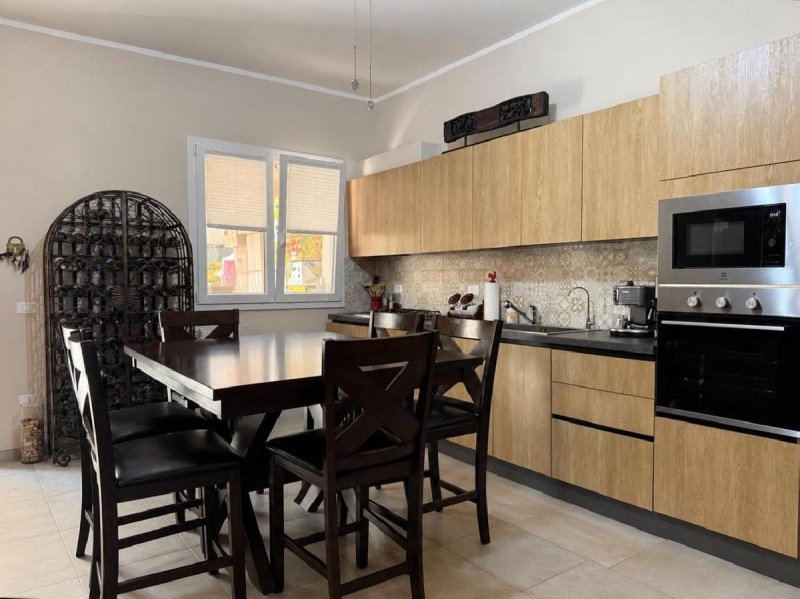 Wohnung in Terrasini