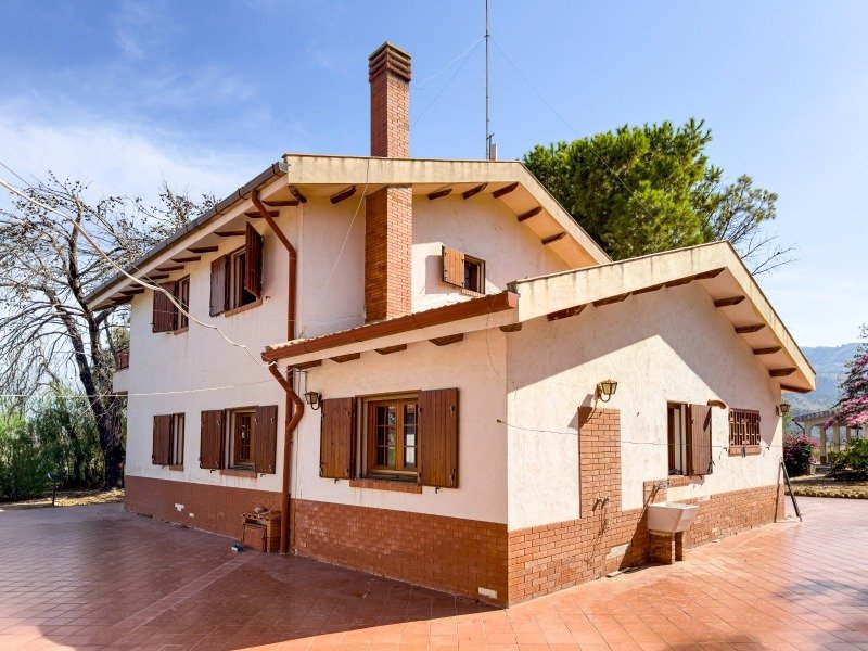 Villa i Lascari