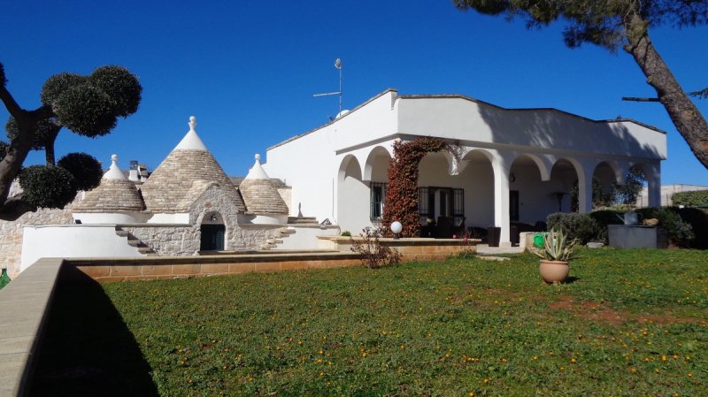 Trullo a Ceglie Messapica