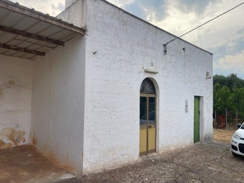 Lamia en Ceglie Messapica