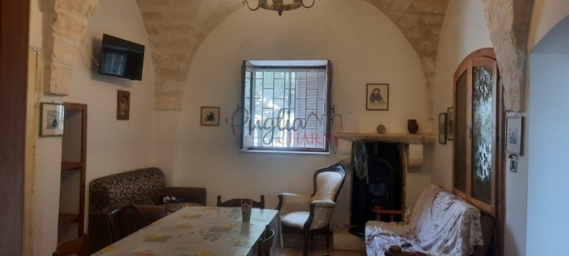 Moradia em Ostuni