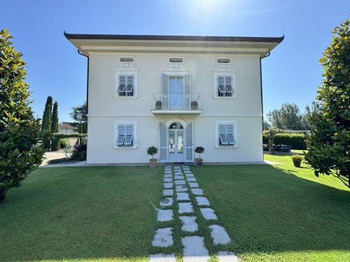 Villa i Capannori