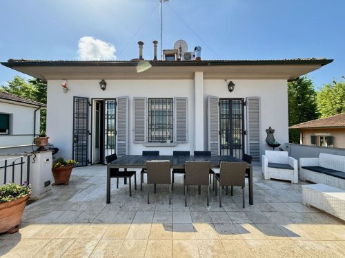 Villa in Lucca