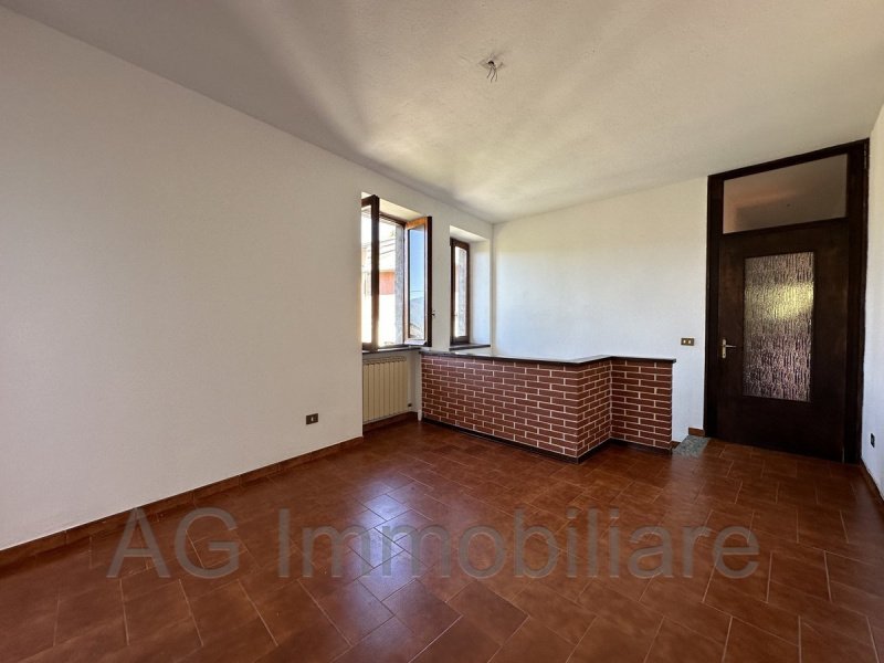 Detached house in Arizzano