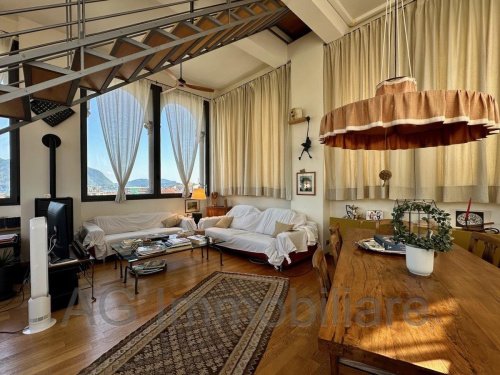 Apartamento histórico em Verbania