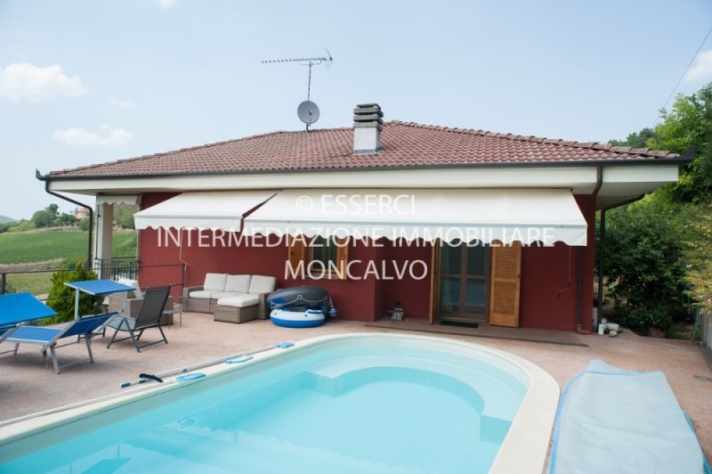 Villa a Moncalvo