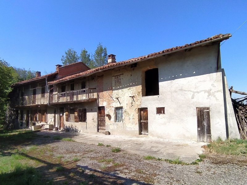 Country house in Cavagnolo