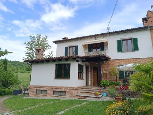 Landhaus in Mombello Monferrato