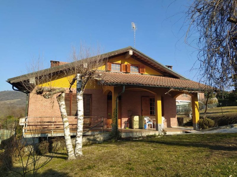 Villa in Villadeati