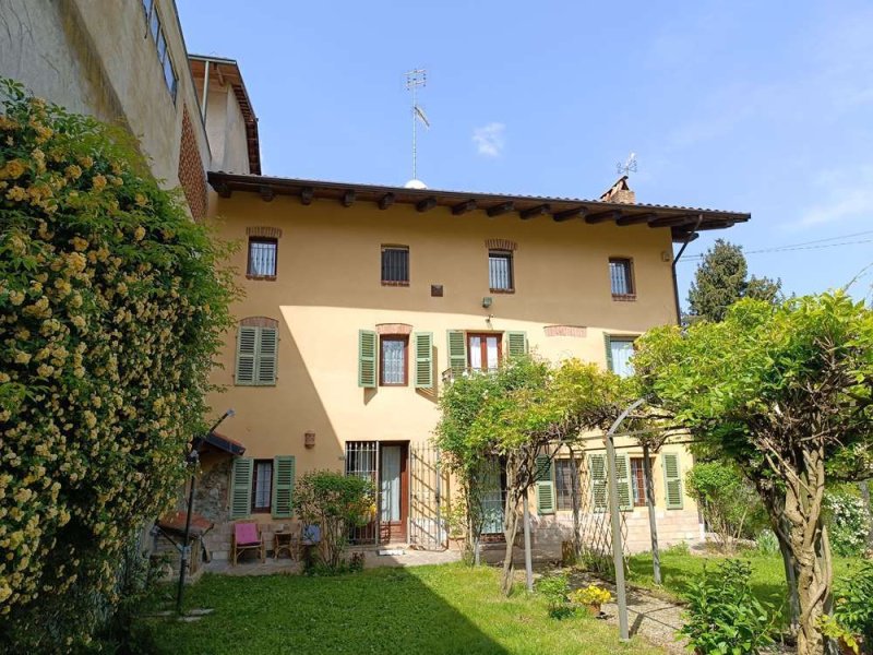 Casa indipendente a Verrua Savoia