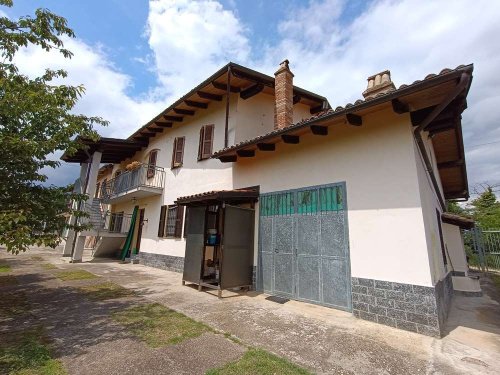 Farm in Alfiano Natta