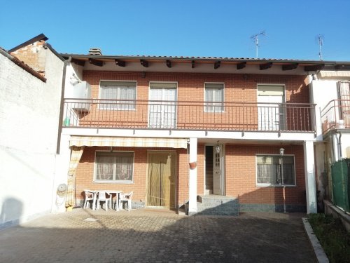 Country house in Gabiano