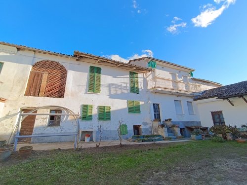 Huis op het platteland in Portacomaro