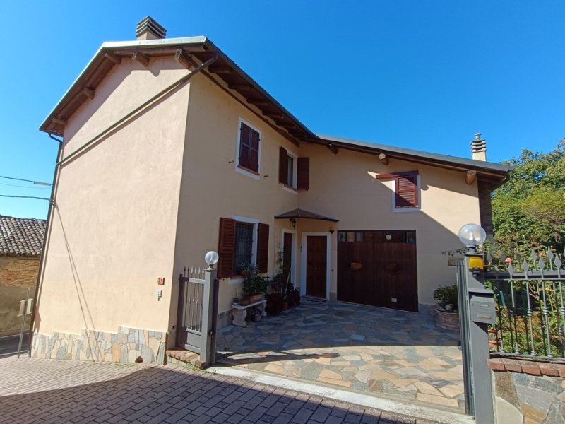 Особняк в Момбелло-Монферрато