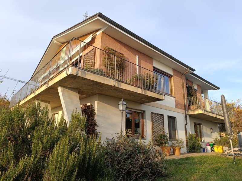 Villa in Montiglio Monferrato