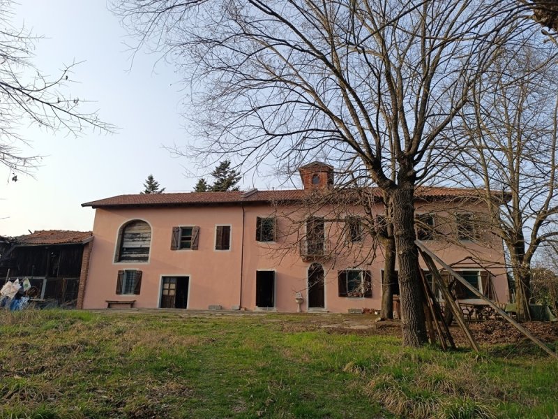 Casa di campagna a Moriondo Torinese