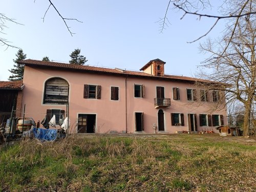 Casa di campagna a Moriondo Torinese