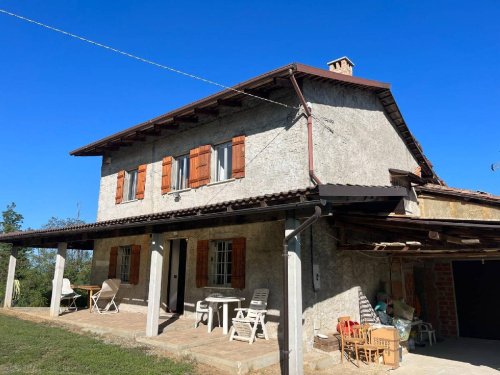 Vrijstaande woning in Maranzana