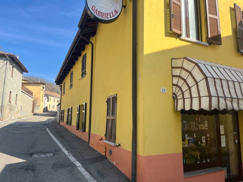 Casa independiente en Alfiano Natta