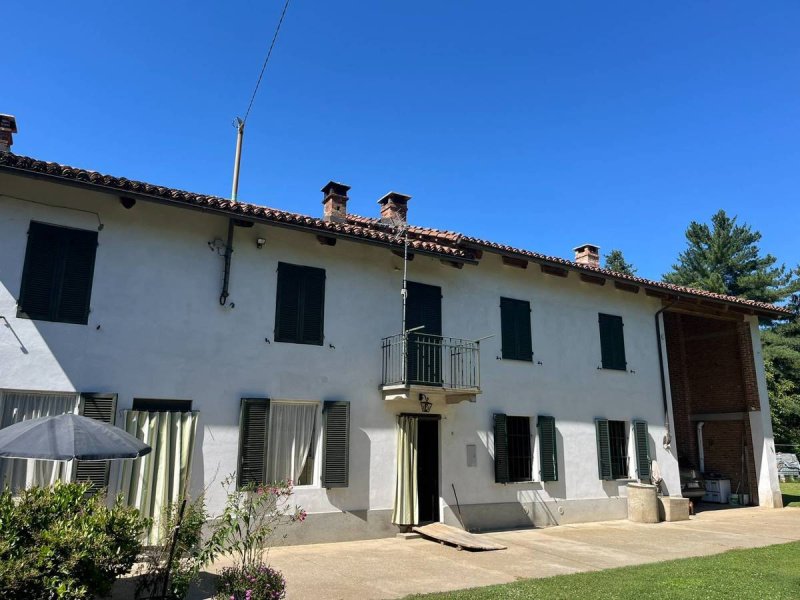 Farmhouse in Montafia