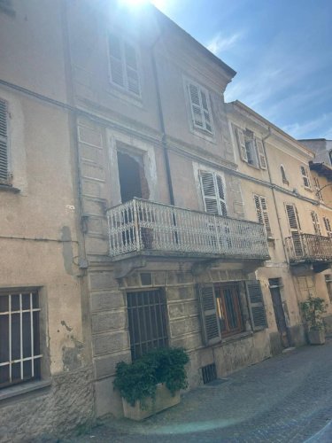 Palácio em Montechiaro d'Asti