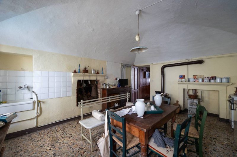 圣达米亚诺-达斯蒂半独立房屋