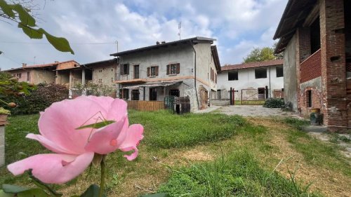 Hus på landet i Robella